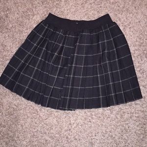Pleated plaid skirt